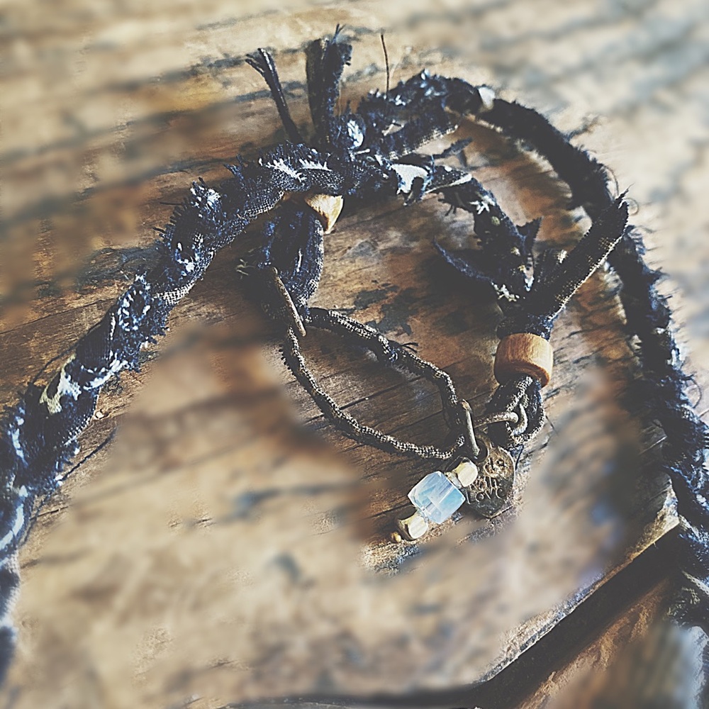 Keep The Peace Necklace & Earrings ☮️ - Picture 12 of 16